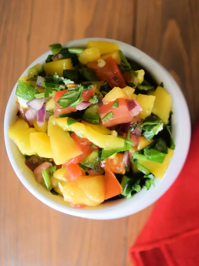 Easy Mango Salsa Recipe for the Perfect Fish Tacos