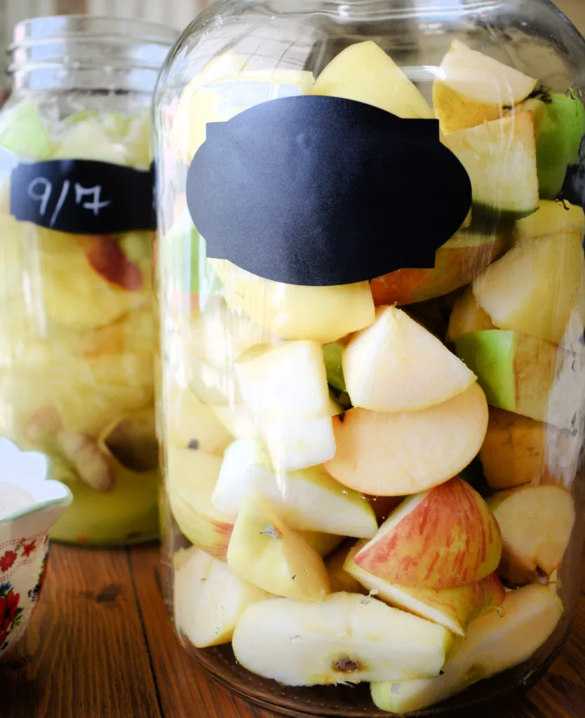 Ingredients for Easy Homemade Fermented (Raw) Apple Cider Vinegar.